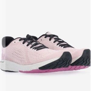 NWOB - New Balance Fresh Foam X Tempo V2 SIZE: 8.5